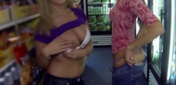  Collage babes pounded on a leaked sextape